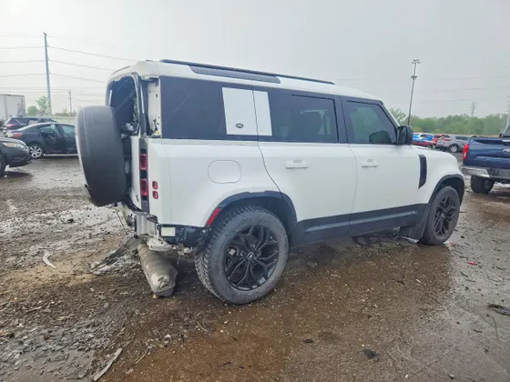 2022 Land Rover Defender S