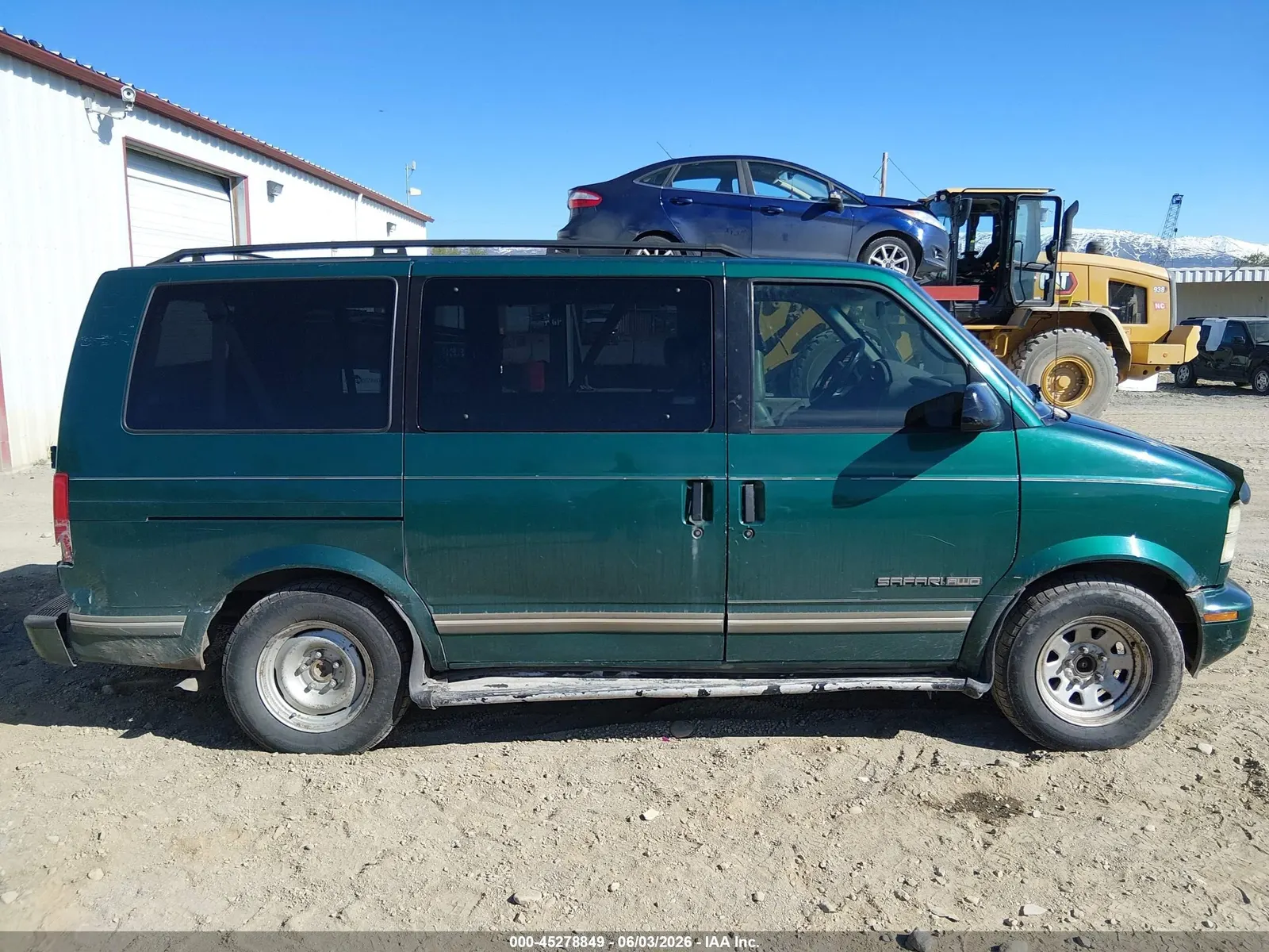 1999 GMC Safari Passenger SL