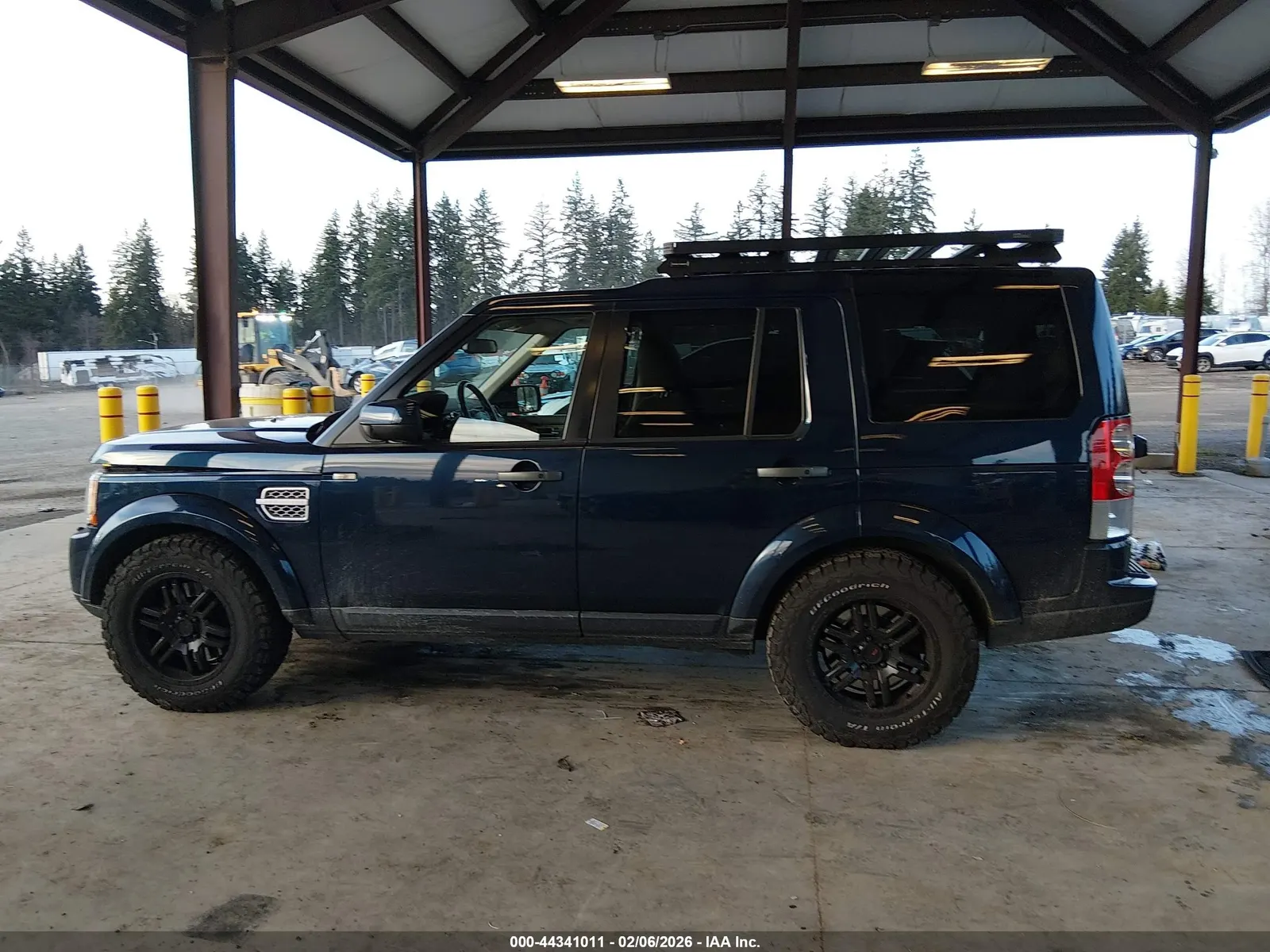 2012 Land Rover LR4 LUX