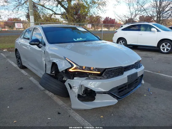 2024 Kia K5 GT-Line