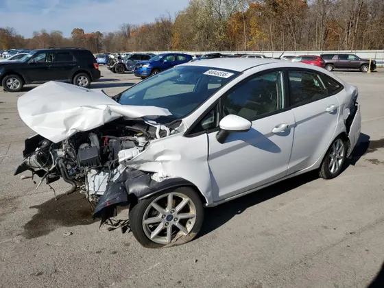 2018 Ford Fiesta SE
