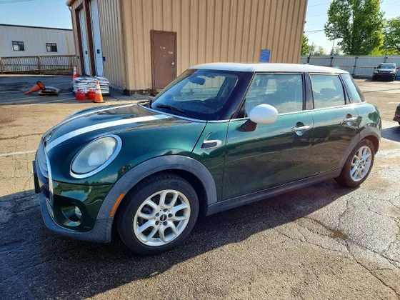 2015 MINI Cooper Hardtop 4 Door COOPER