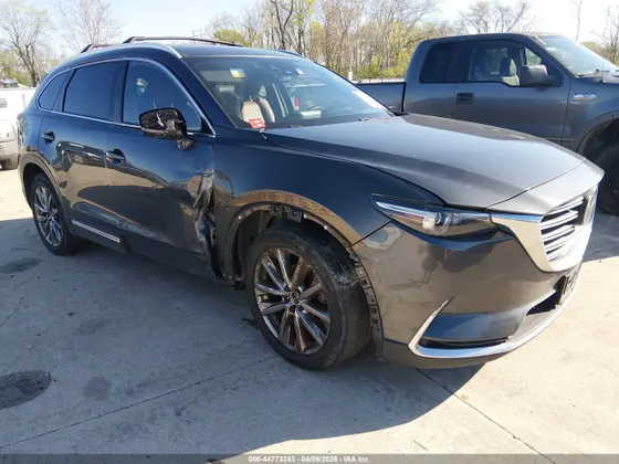 2017 Mazda CX-9 Signature