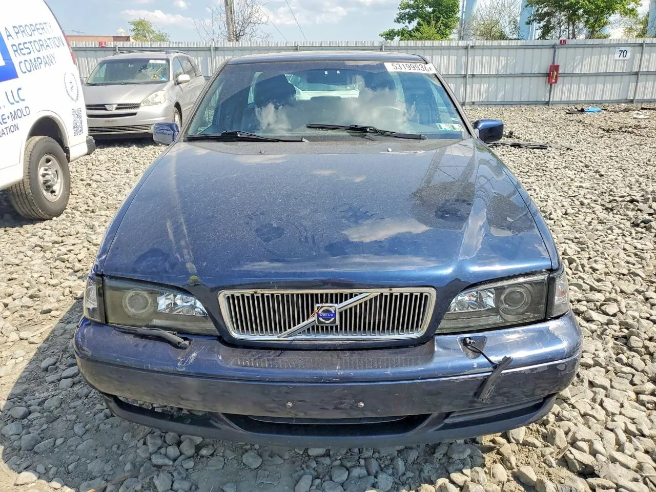 2000 Volvo V70