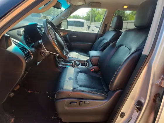 2016 INFINITI QX80