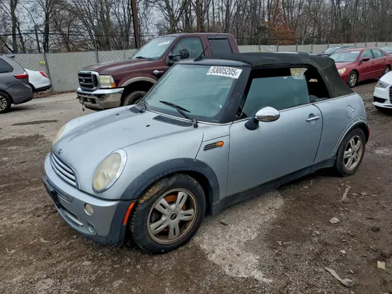 2005 MINI Cooper Convertible COOPER