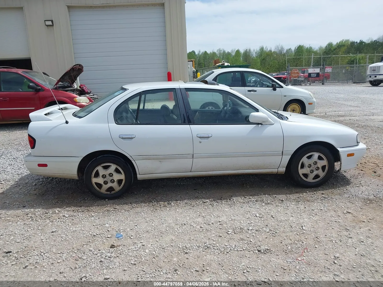 1995 INFINITI G20