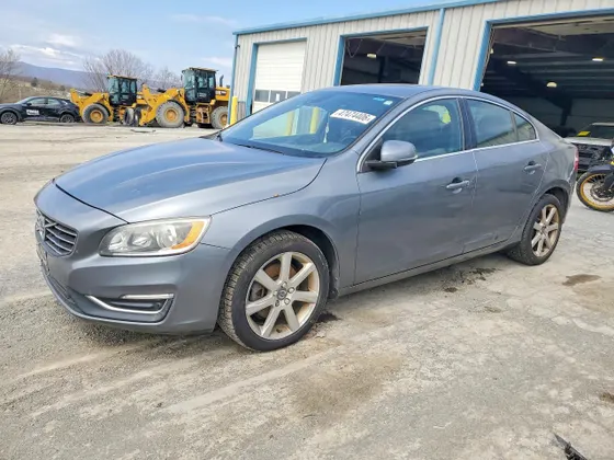 2016 Volvo S60 T5 Drive-E Premier