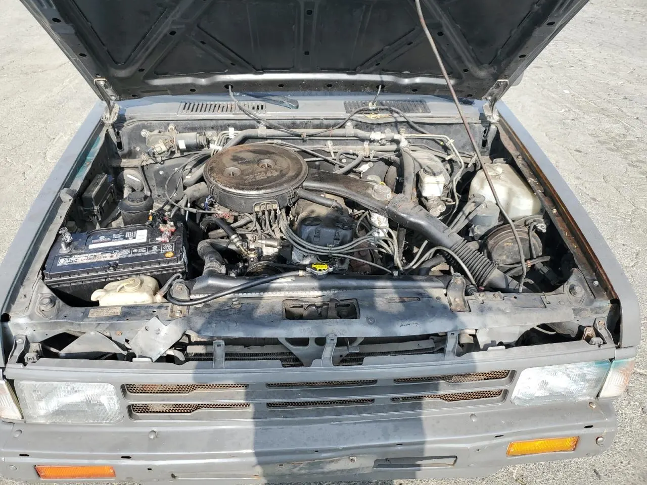 1989 Nissan Hardbody King Cab 2WD KING CAB