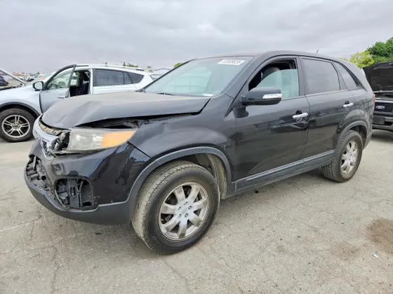 2011 Kia Sorento LX