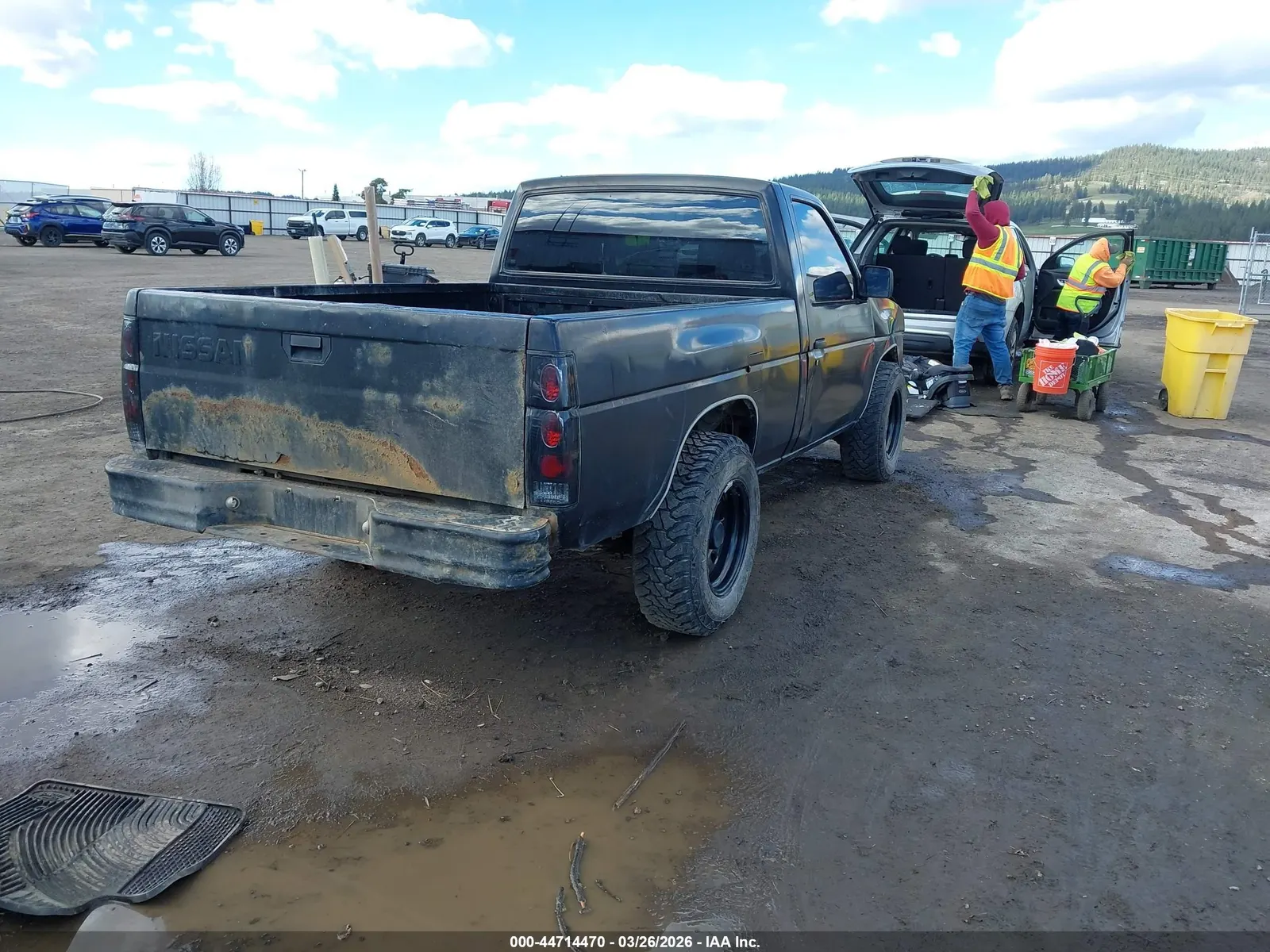 1989 Nissan Hardbody SHORT BED