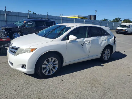 2014 Toyota Venza LE