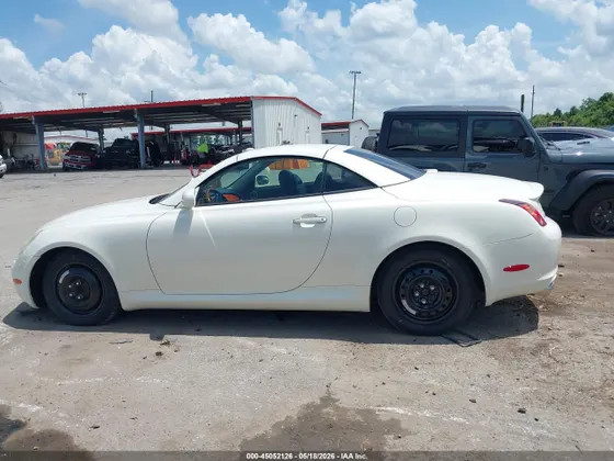 2005 Lexus SC 430