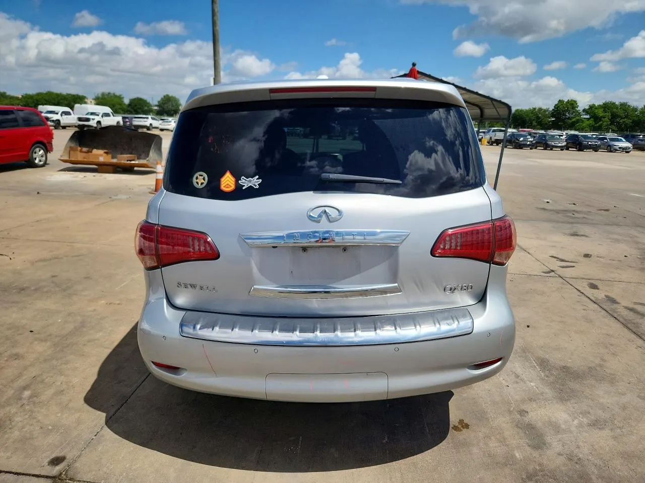 2017 INFINITI QX80