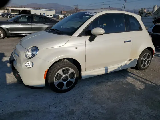 2018 FIAT 500e ELECTRIC