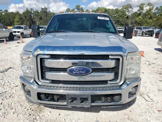 2015 Ford Super Duty F-350 DRW Lariat