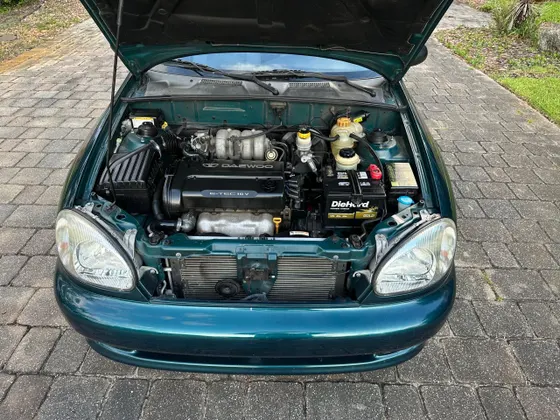 2002 Daewoo LANOS S