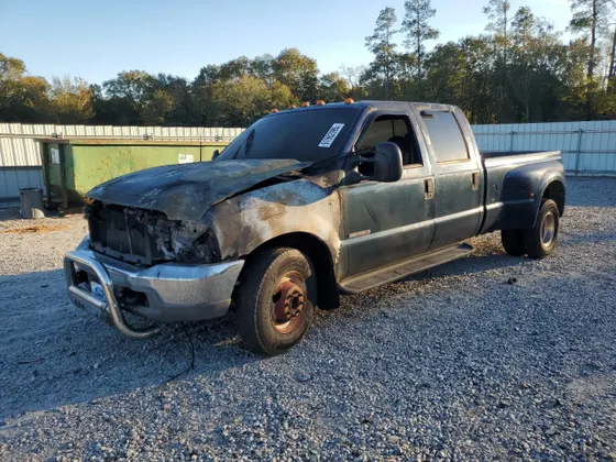 1999 Ford Super Duty F-350 DRW XL
