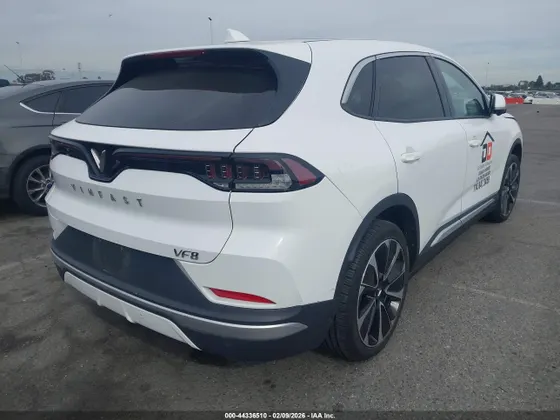 2023 VinFast VF 8 Plus