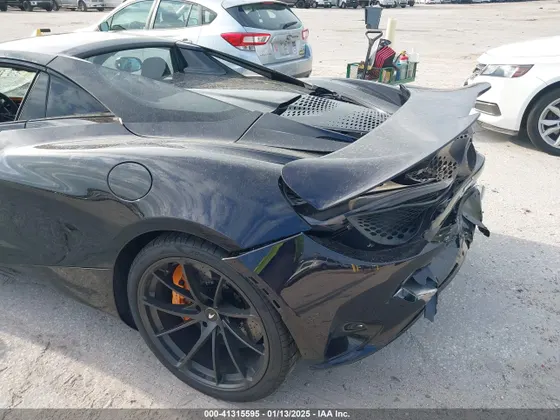 2024 McLaren 750S SPIDER