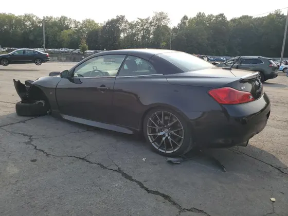 2014 INFINITI Q60 Convertible