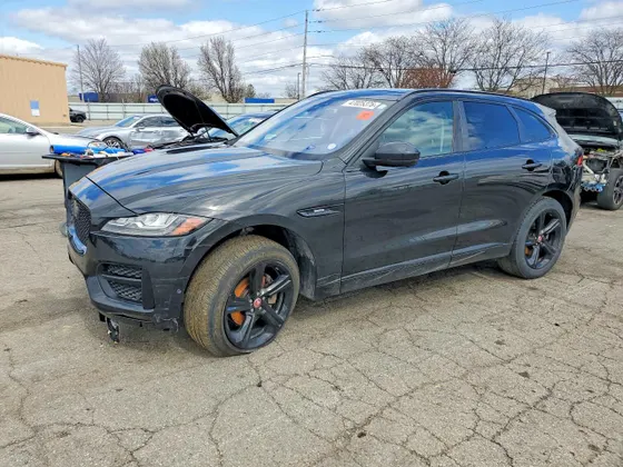 2018 Jaguar F-PACE 25t R-Sport