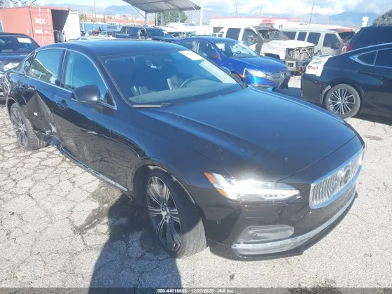 2023 Volvo S90 Plus