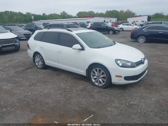 2014 Volkswagen Jetta SportWagen TDI w/Sunroof