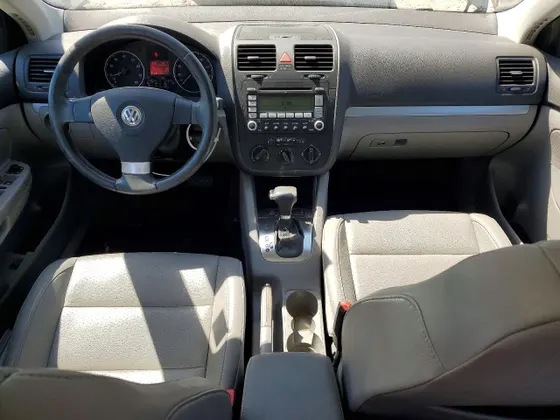 2009 Volkswagen Jetta SportWagen SE