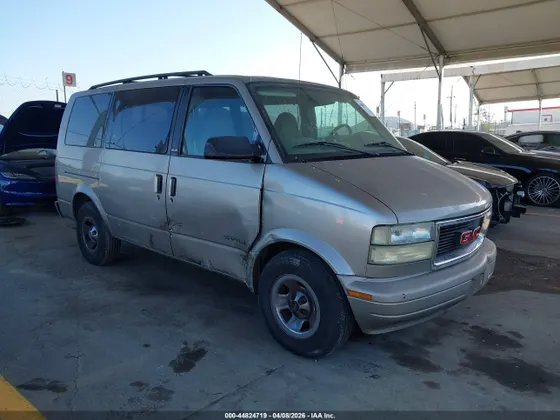 2001 GMC Safari Passenger SLE