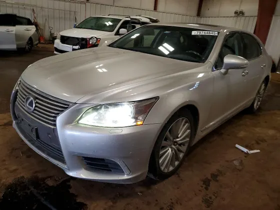 2015 Lexus LS 460 Crafted Line
