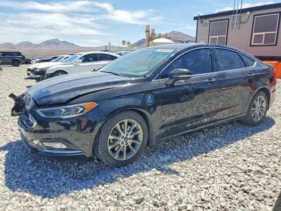 2017 Ford Fusion Energi Titanium