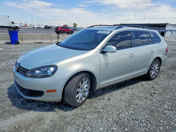 2012 Volkswagen Jetta SportWagen S
