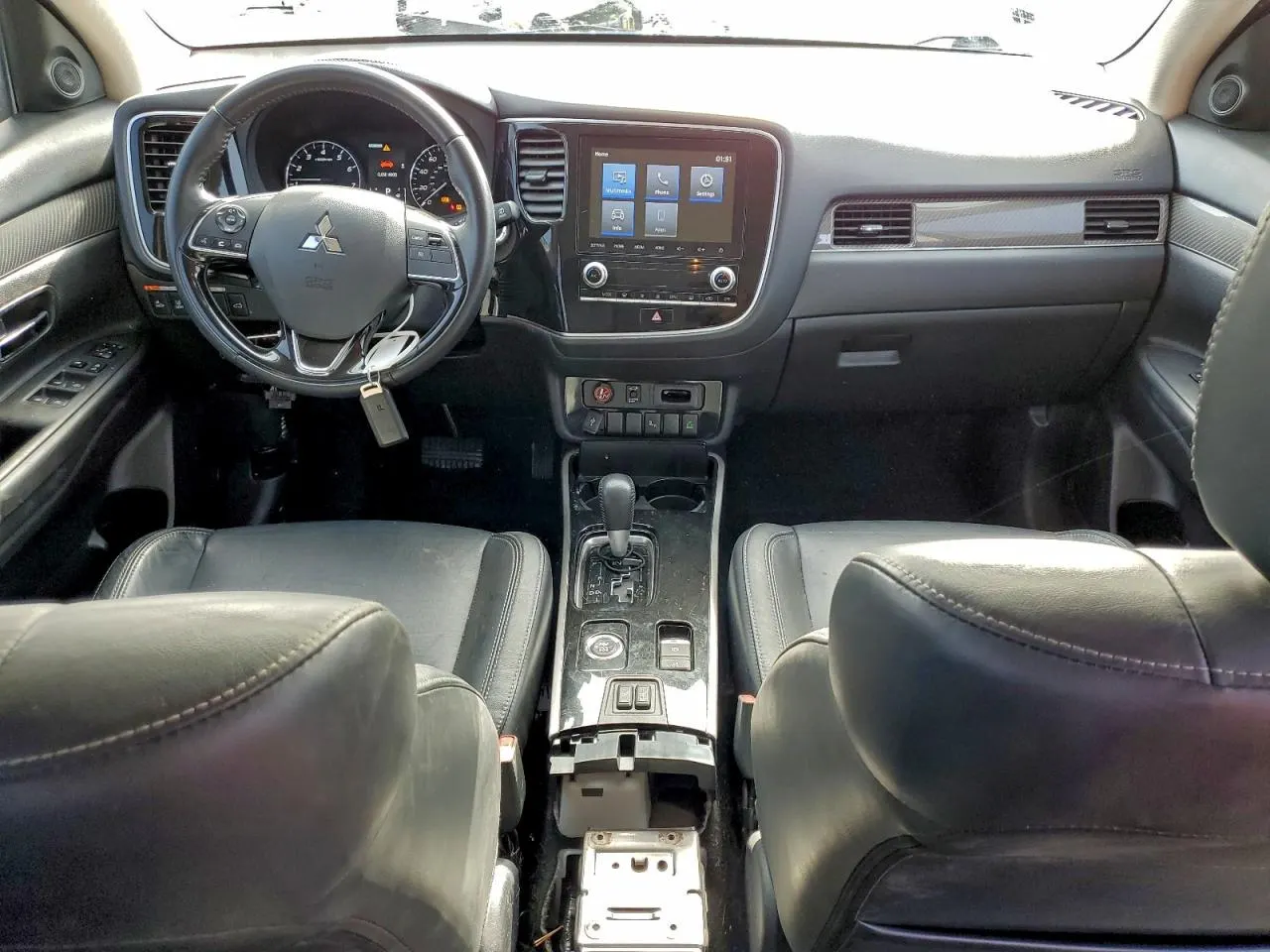 2020 Mitsubishi Outlander ES
