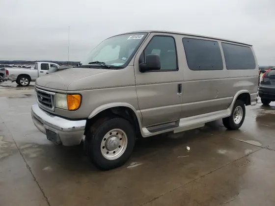 2003 Ford ECONOLINE CARGO E350 SUPER DUTY WAGON