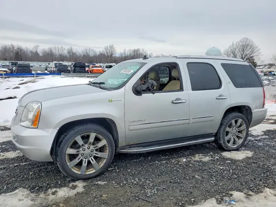 2013 GMC Yukon Hybrid Denali