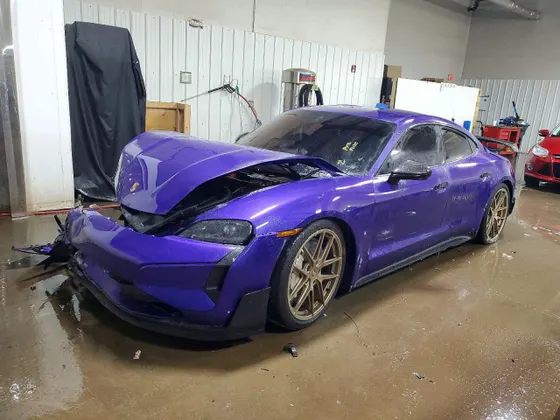 2025 Porsche Taycan Turbo GT