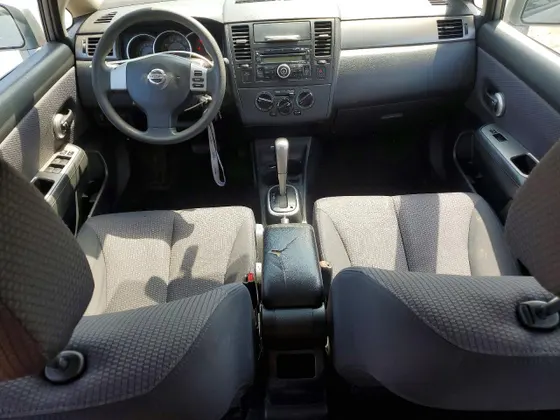 2008 Nissan Versa 1.8 SL