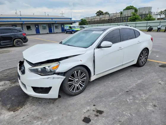 2014 Kia Cadenza Premium