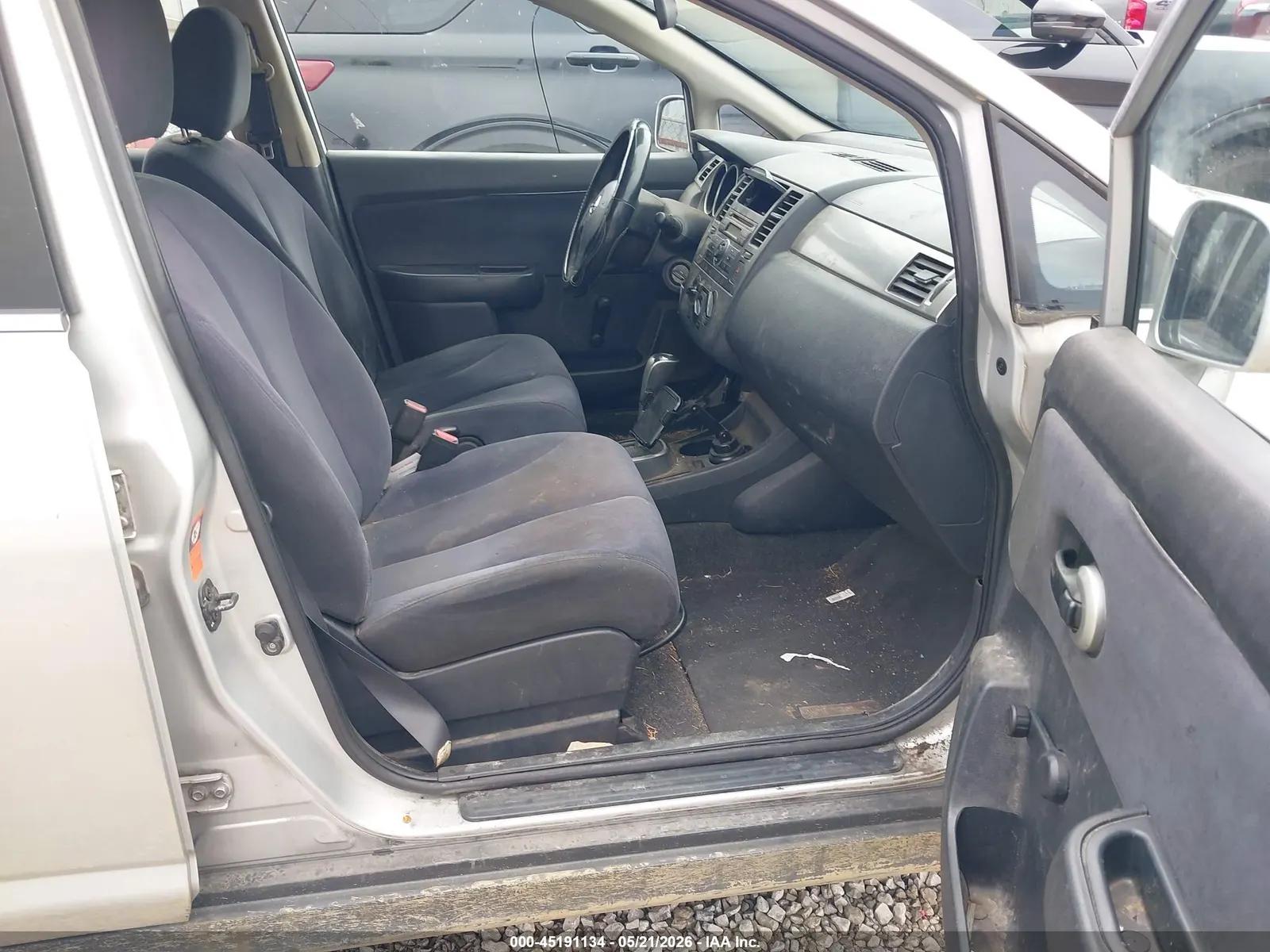 2008 Nissan Versa 1.8 S
