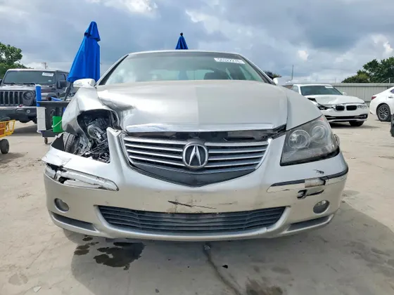 2006 Acura RL