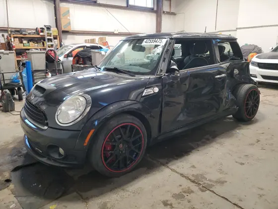 2009 MINI HARDTOP JCW