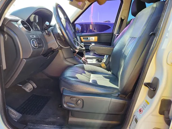2015 Land Rover LR4 HSE