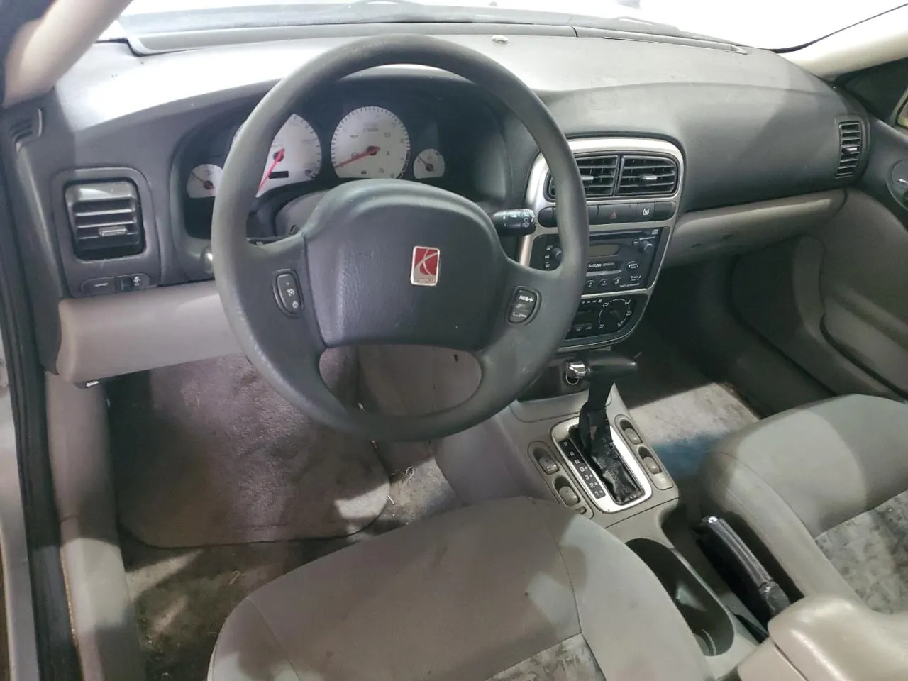 2005 Saturn L-Series L300