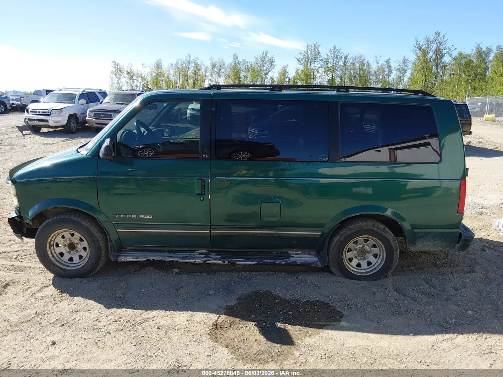 1999 GMC Safari Passenger SL