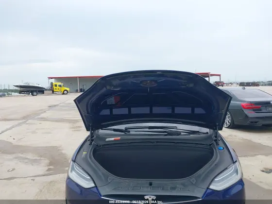 2017 Tesla Model X 90D