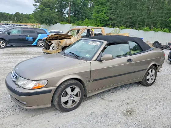2002 Saab 9-3 SE