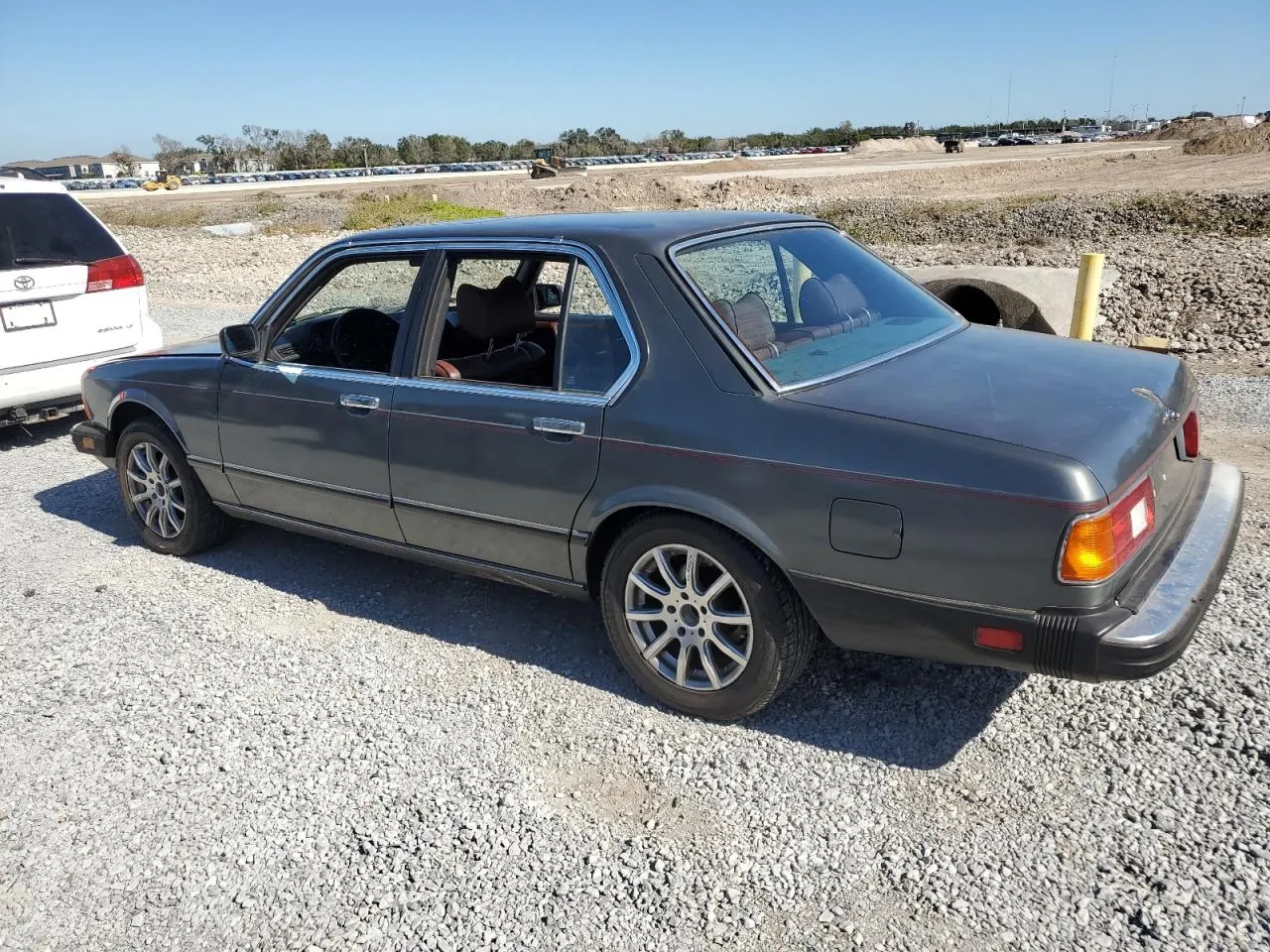 1985 BMW 524 - 528 - 535 - 635 - 735 735I