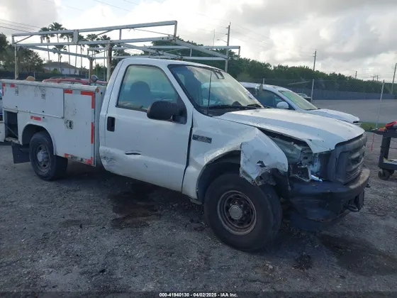 2002 Ford F-350 XL/XLT