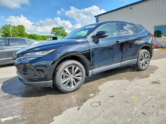 2021 Toyota Venza XLE
